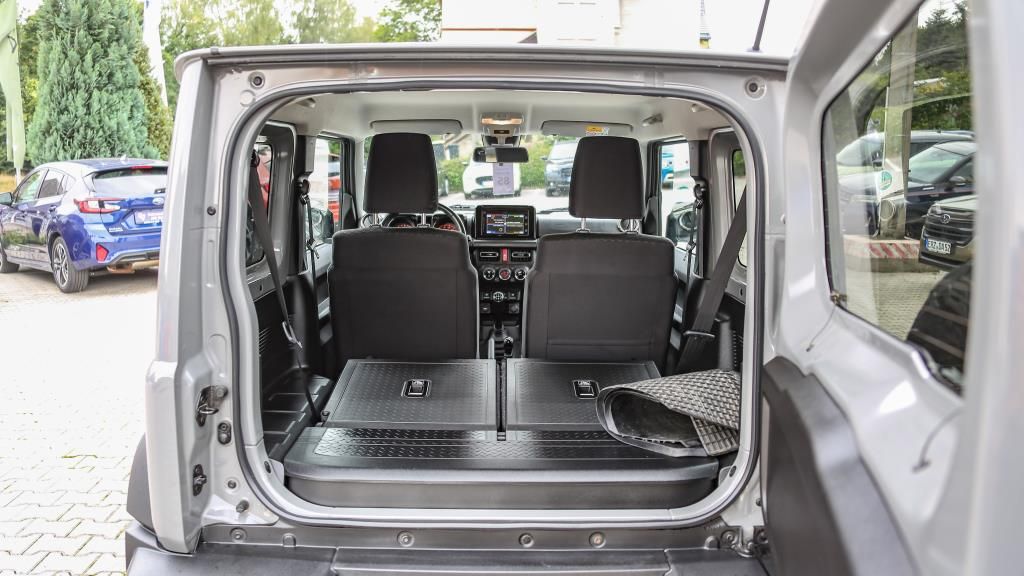 Autohaus Zimpel - Suzuki JIMNY 1,5 Comfort+ Allgrip+Navi+ 4Sitze-AHZV - Bild 7 Autohaus Zimpel - Suzuki JIMNY 1,5 Comfort+ Allgrip+Navi+ 4Sitze-AHZV - Bild 7