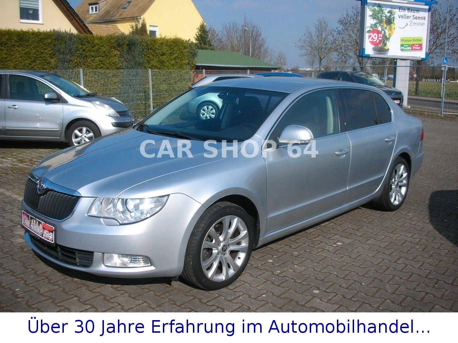 Skoda Superb Ambition  -XENON/NAVI/SHZ/PDC!