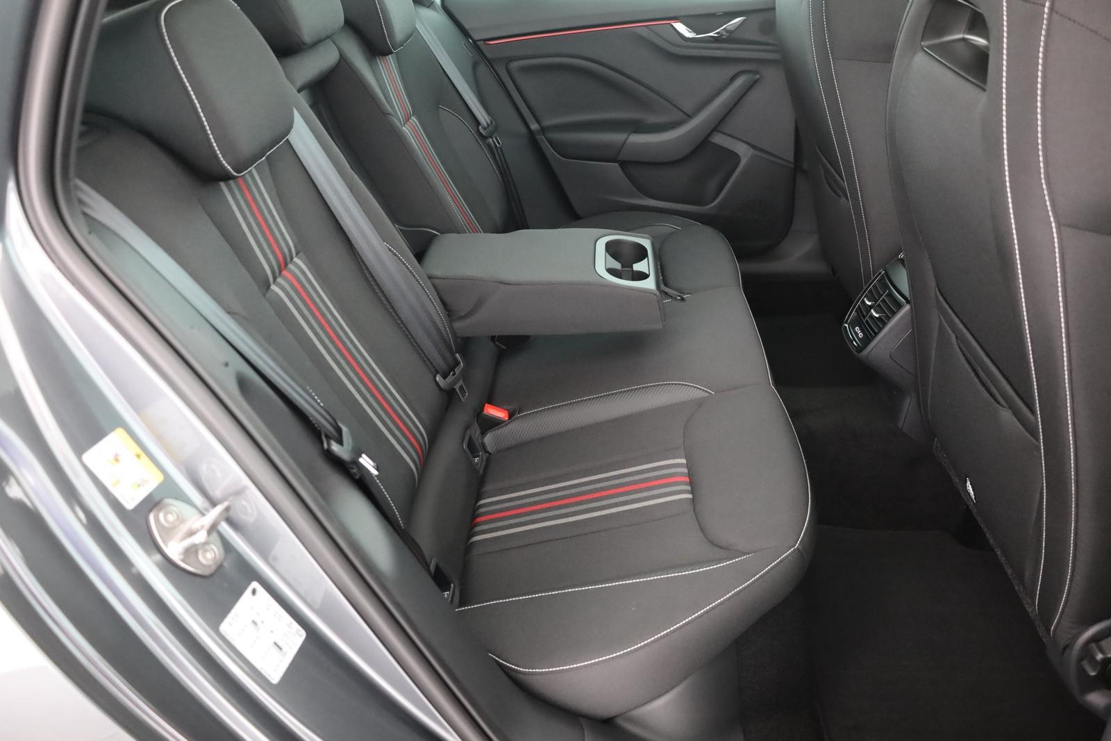Skoda Kamiq Monte Carlo 1.5 TSI DSG LED Kamera AHK
