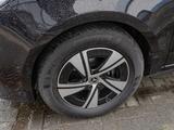 Mercedes-Benz V 220 Style/kompakt/360°/AHK/MBeam/Distr - Angebote