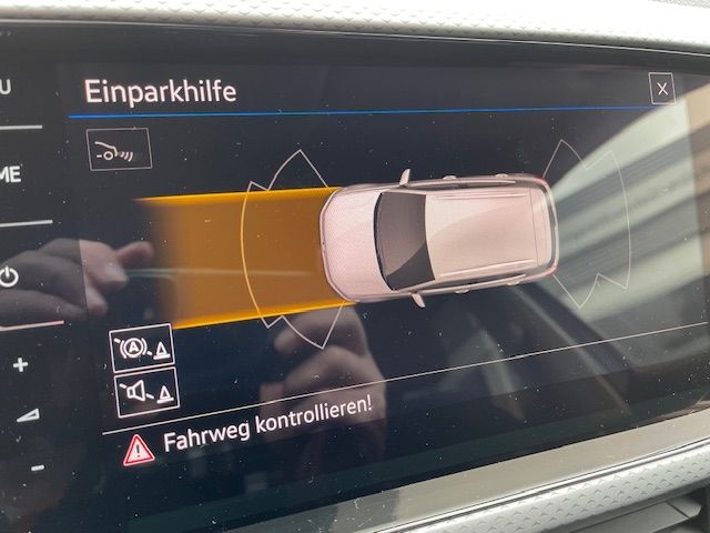 T-Cross Active 1.0 TSI Navi Kamera digitales Co