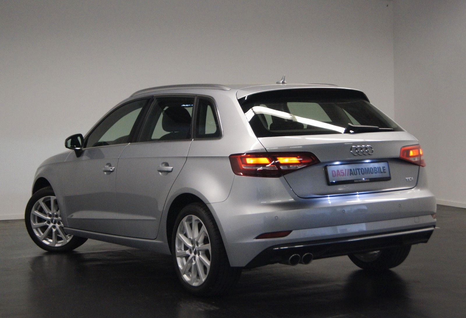 Audi A3 Sportback design|XENON|PDC|SHZ|DSG foto 7