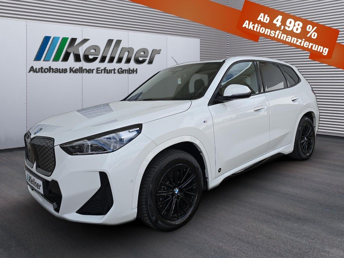 BMW iX1  xDrive30 M-Sportp.+AHK+adapt.LED+360°+KEYL