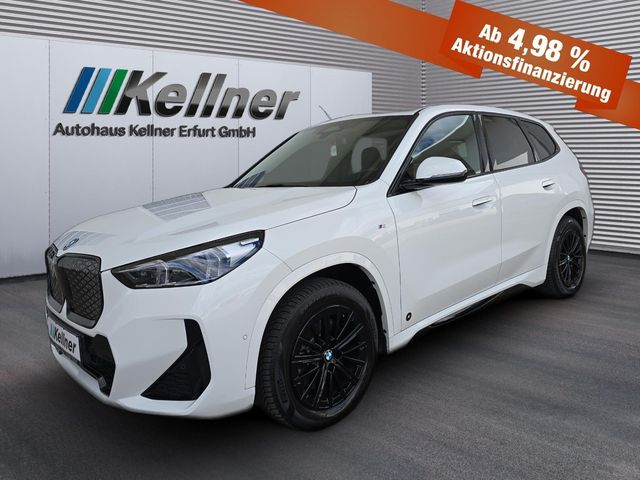 BMW iX1  xDrive30 M-Sportp.+AHK+adapt.LED+360°+KEYL