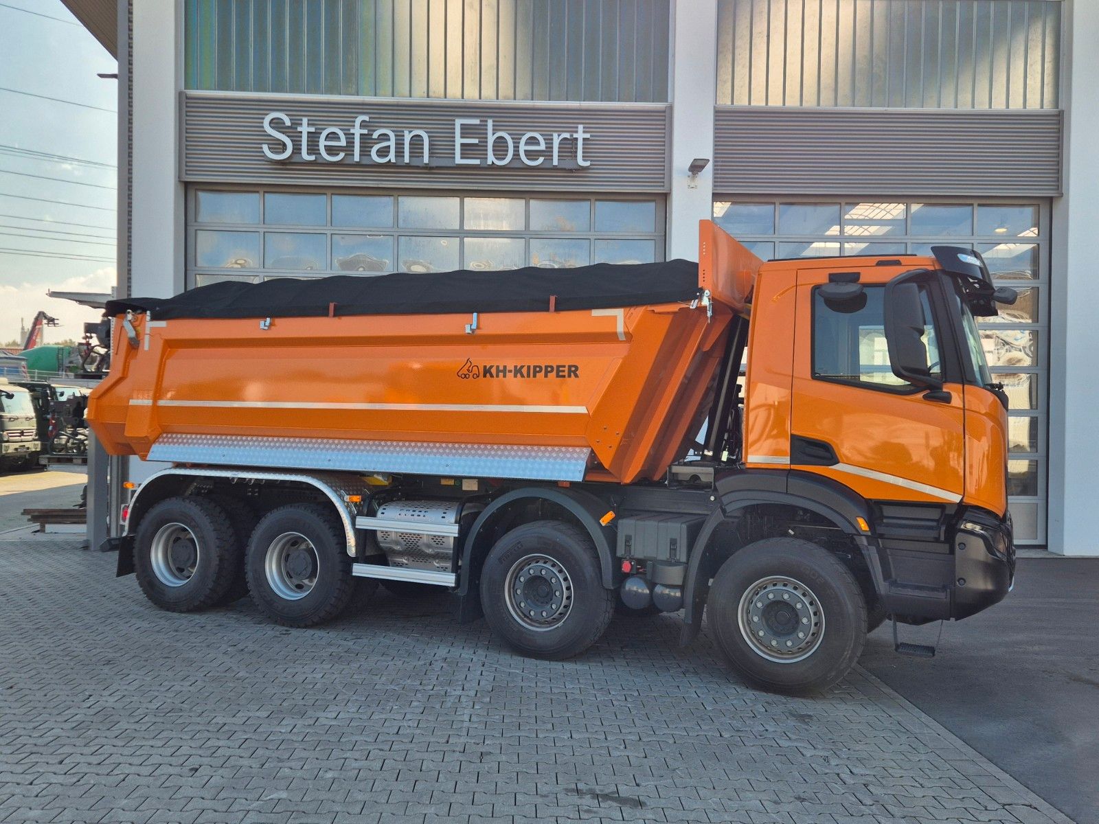 Fahrzeugabbildung Iveco AD360X54Z HR OFF 8x4 Intarder AHK