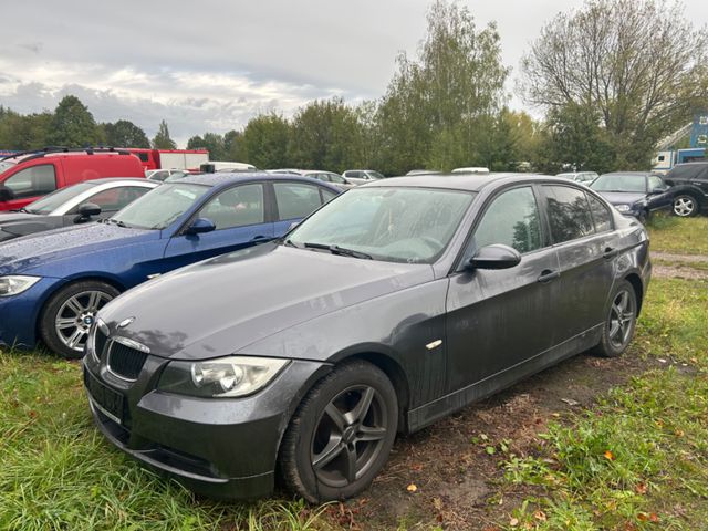 BMW 320 Baureihe 3 Lim. 320i