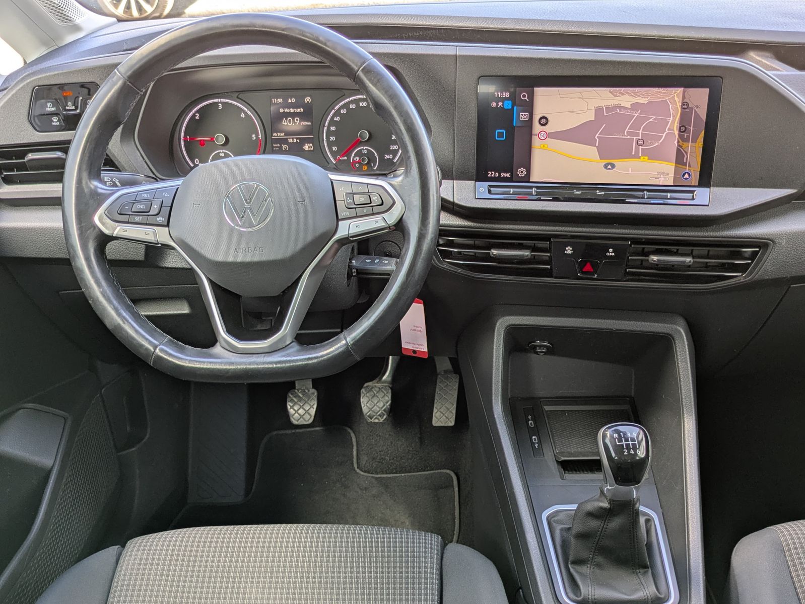 Fahrzeugabbildung Volkswagen Caddy Maxi 2.0 TDI 4Motion TEMP*KAMERA*APP*NAVI
