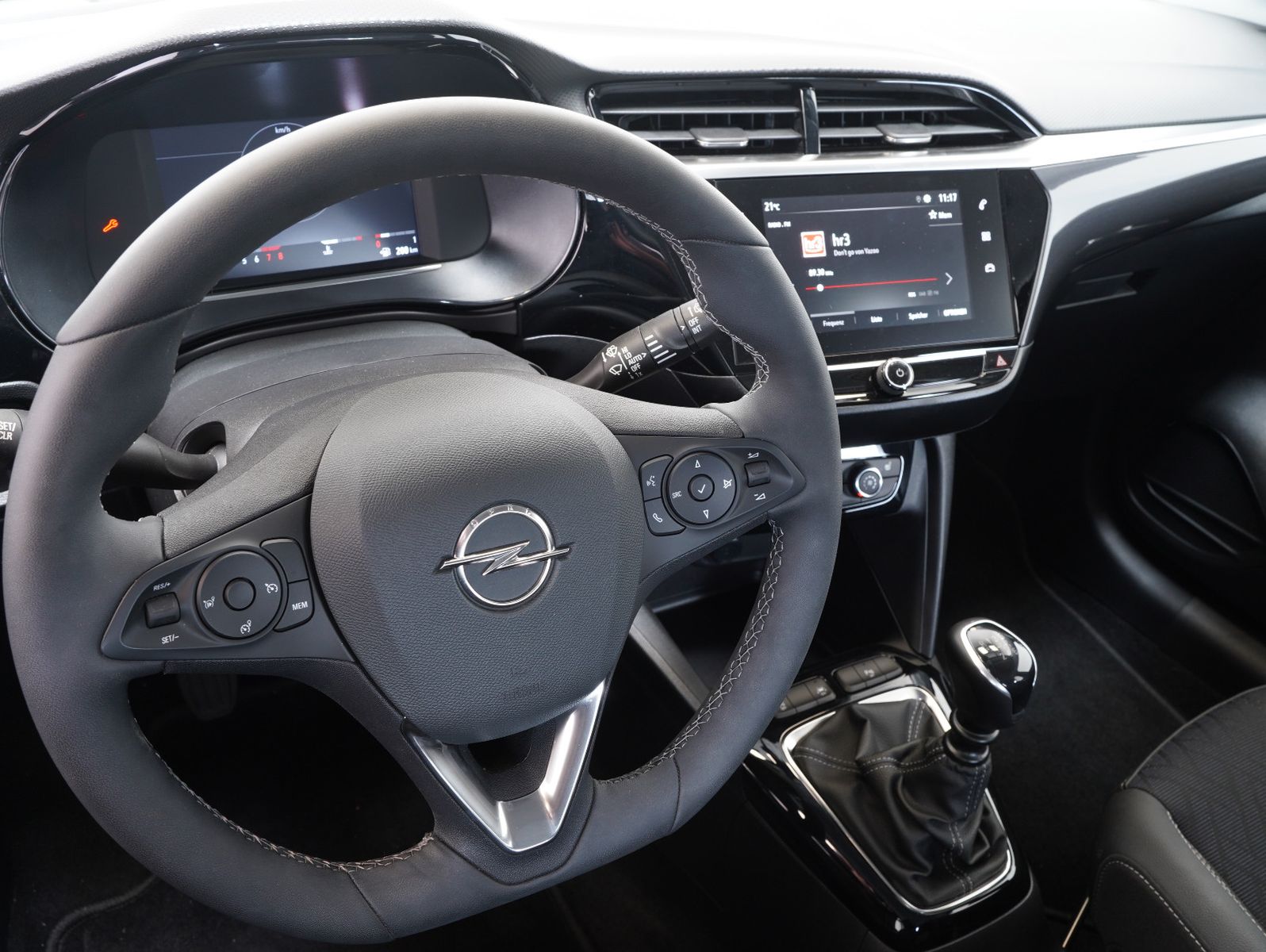 Fahrzeugabbildung Opel Corsa F 1.2 Turbo Elegance DAB/LED/PDC/SHZ