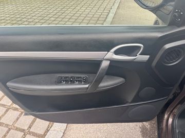 Porsche Cayenne - 11