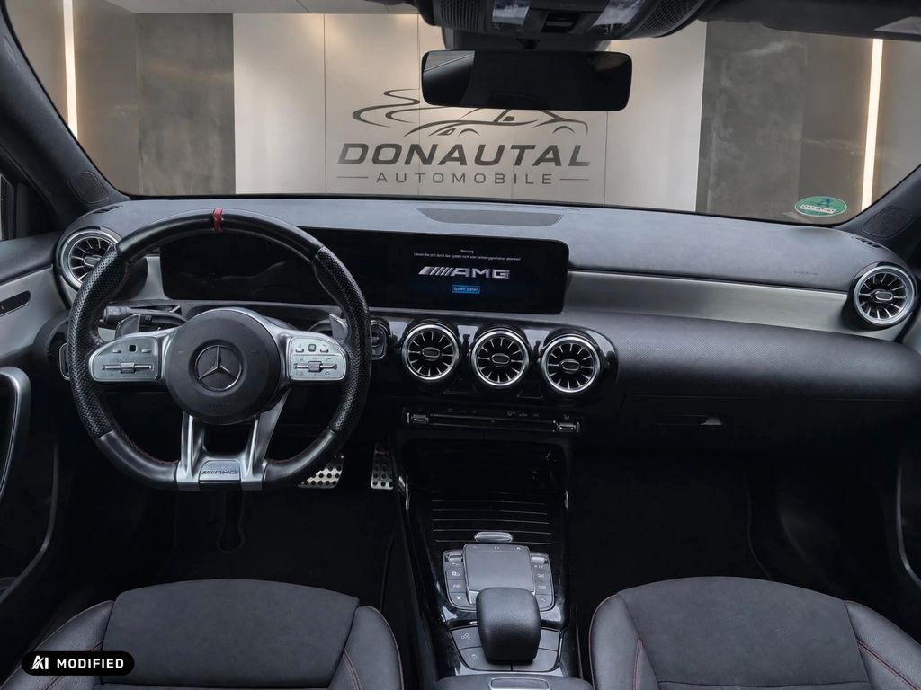MERCEDES-BENZ A-Class 2022