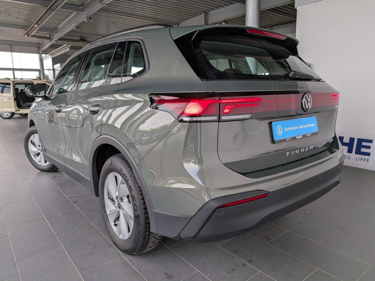 Volkswagen Tiguan 1.5 eTSI DSG AHK PDC NAVI Klima Navi foto 5