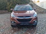 Hyundai ix35 2.0 CRDi  4WD Style - Hyundai ix35: Allradantrieb, Automatik, 2.0