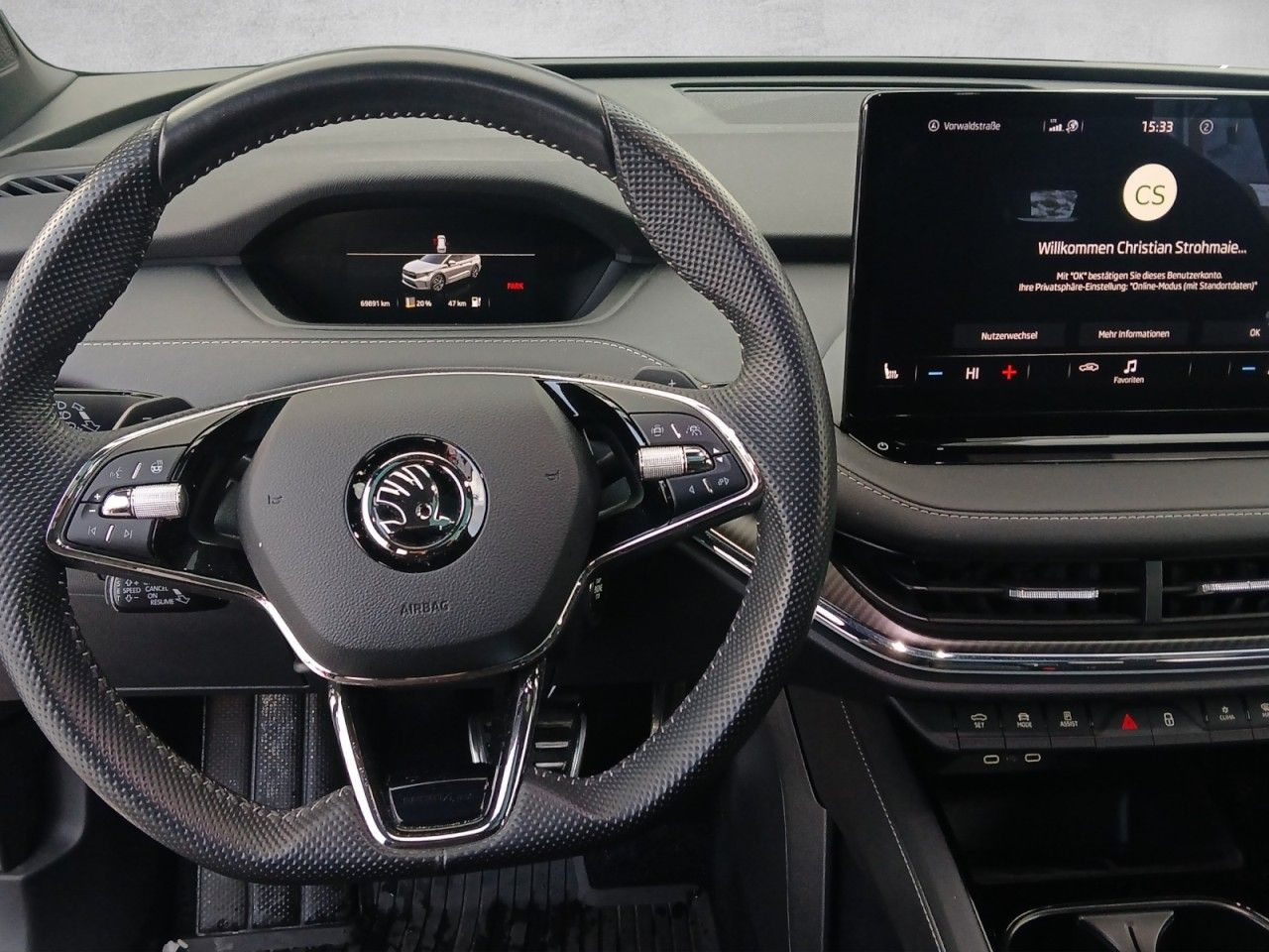 Fahrzeugabbildung SKODA Enyaq 80 Sportline AHK Kamera DCC