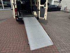 VW Crafter 35 Taxi 2.0 TDI LR HD Rollstuhlrampe VW Crafter 35 Taxi 2.0 TDI LR HD Rollstuhlrampe