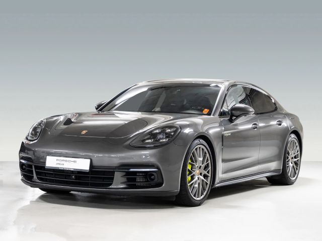 Porsche Panamera 4 E-Hybrid Hinterachslenkung Burmester