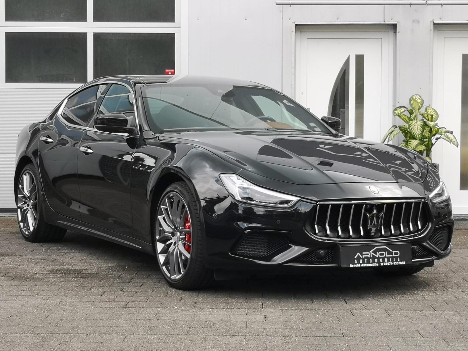 Maserati Ghibli S Q4 *B&W*360°*Leder*Navi*Sitze belüftet