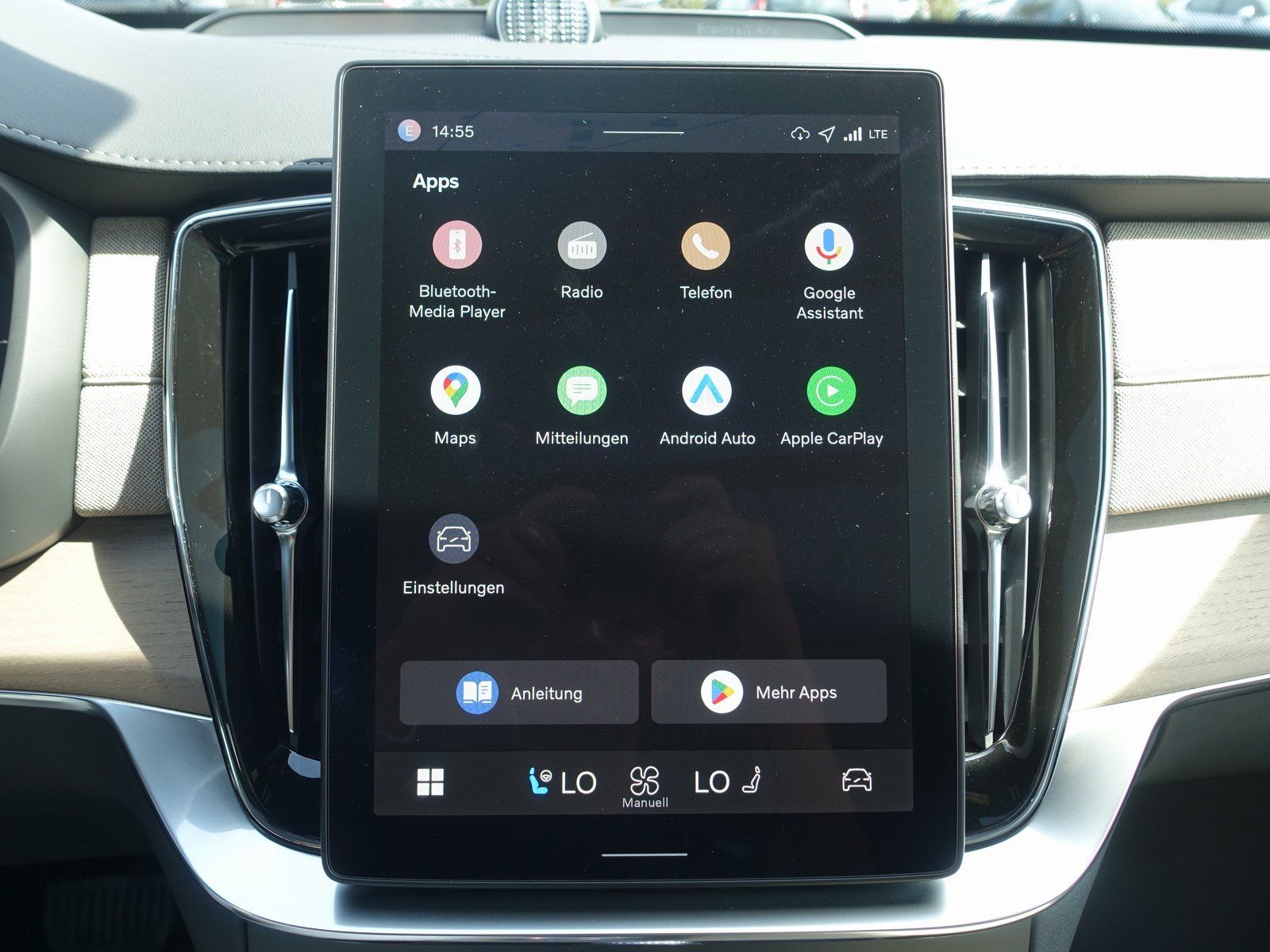 Volvo XC90 Plus T8 AWD Plug-in Hybrid Pano B&W HuD AHK foto 16