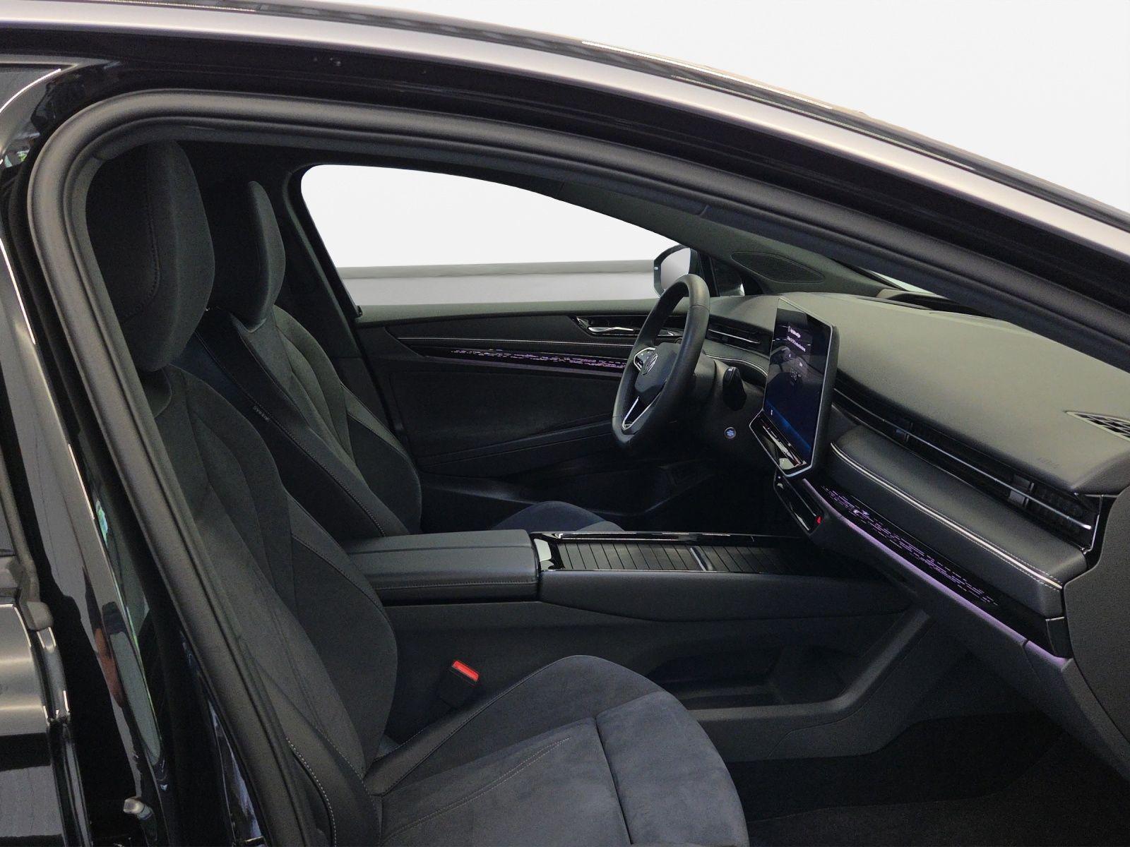 Volkswagen ID.7 Pro Navi*Wärmep*IQ-Light*IQ-Drive*AHK*Easy-