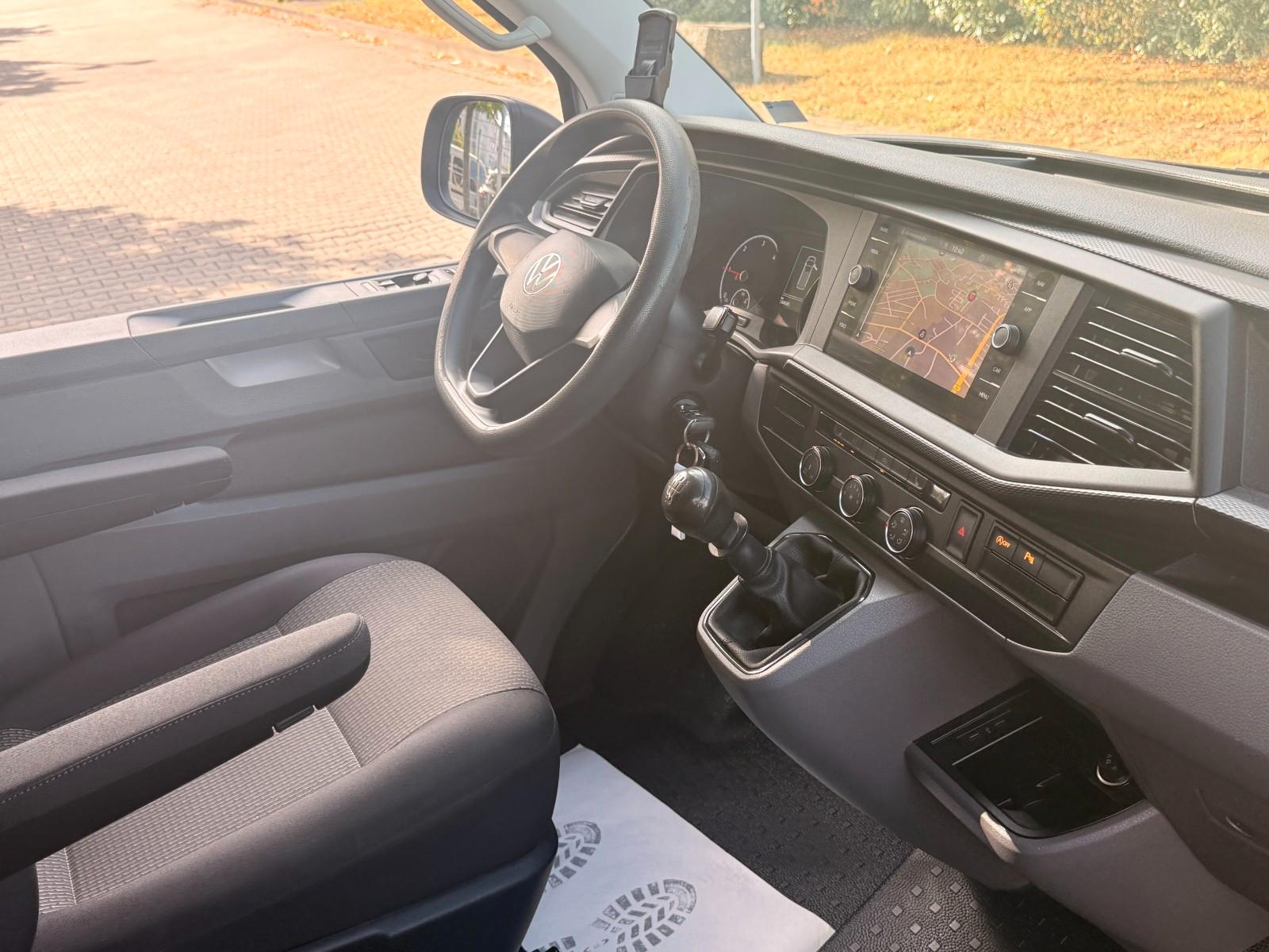 Volkswagen T6.1 2.0 TDI Transporter Kasten FWD*GR.NAVI*PDC*