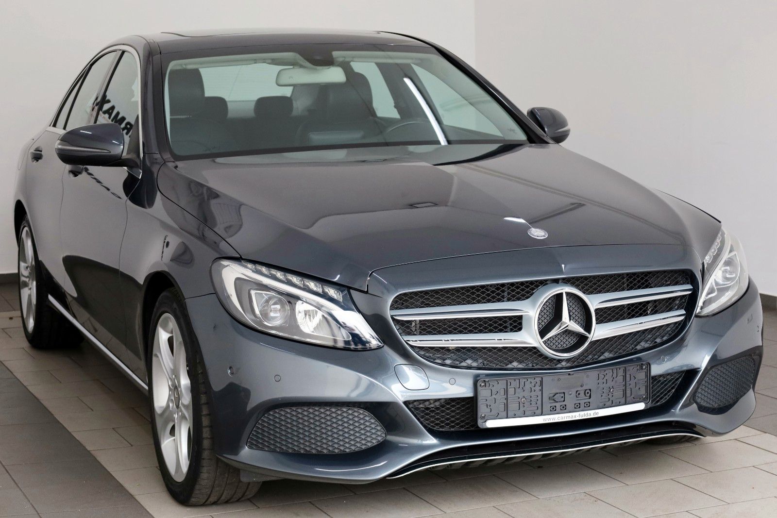 Fahrzeugabbildung Mercedes-Benz C180 CGI Lim T.Leder,Navi,LED,SD,SH,PDC,SR+WR