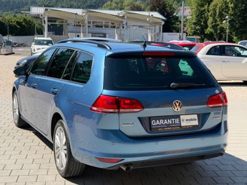 Volkswagen Golf - 5