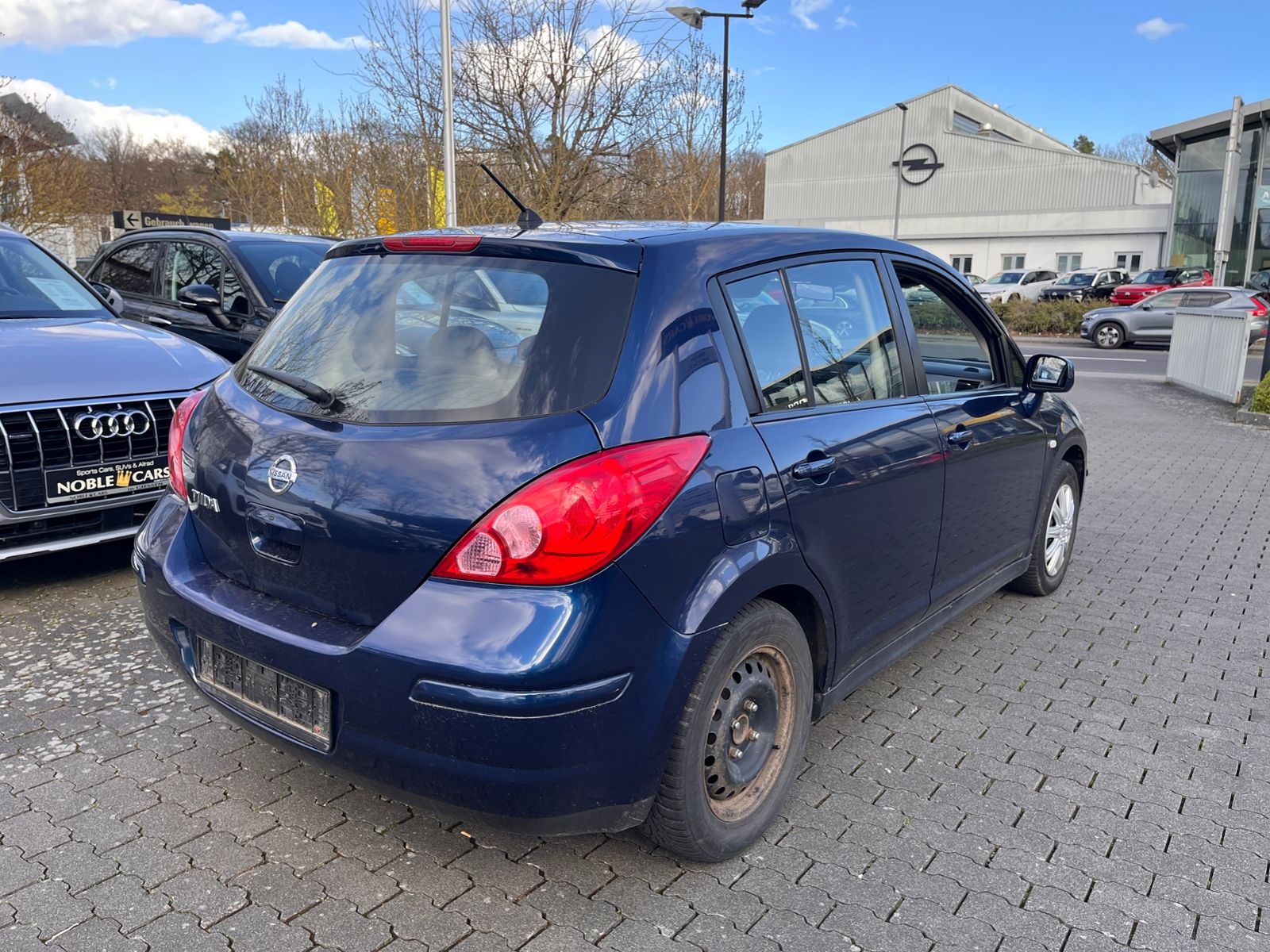 Fahrzeugabbildung Nissan Tiida Tekna KLIMA ALU