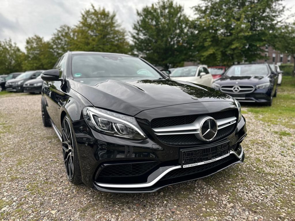 Image of Mercedes-Benz C 63 AMG