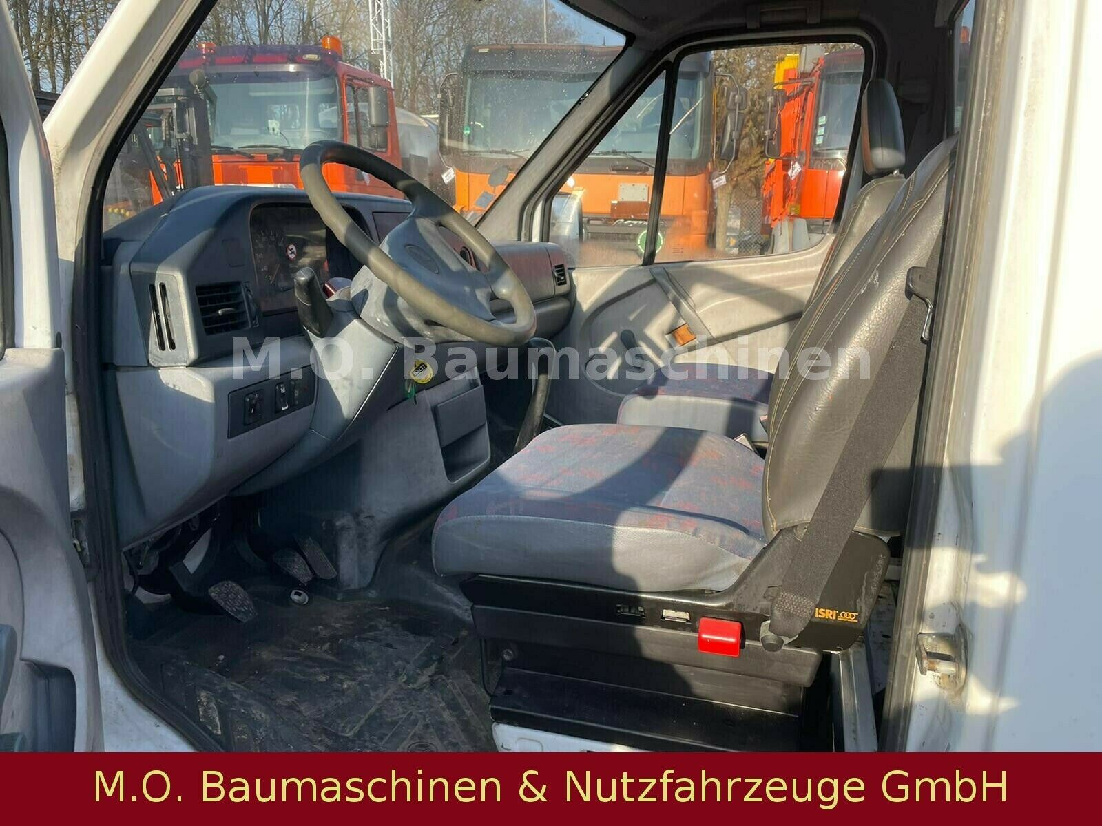 Fahrzeugabbildung Mercedes-Benz 308 cdi Sprinter / 20 m Bühne /