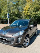 Peugeot 4007 7-SitzerPlatinum HDi FAP 155 Kamera Privat - Peugeot 4007: Allradantrieb