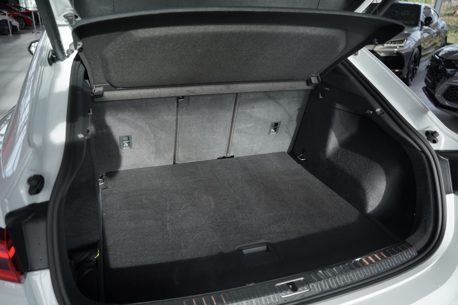 Audi Rsq3