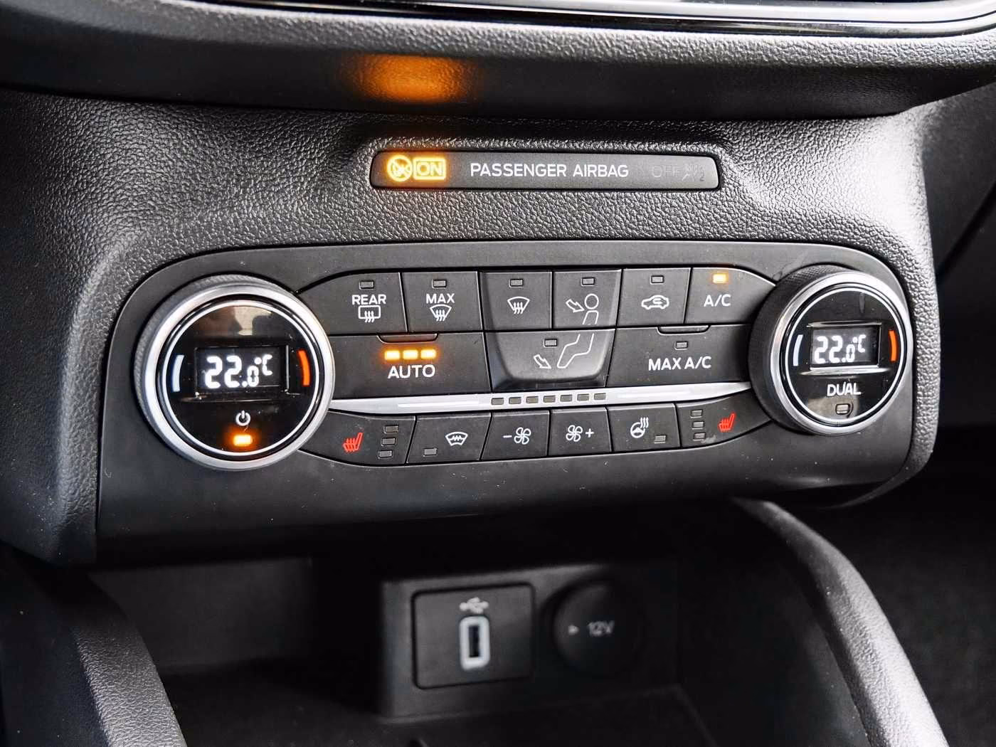 Ford Focus 1.0 ST-Line | LED | KAMERA | 18' | ALARM |