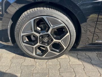 Opel Astra L 1.2 T Ultimate Automatik HeadUp Panodach