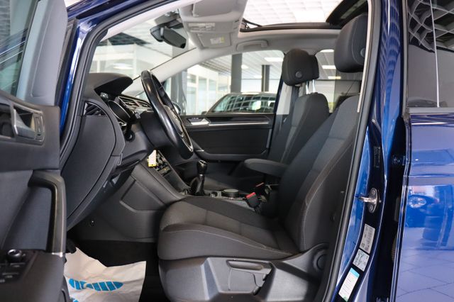 Fahrzeugabbildung Volkswagen Touran 1.6Ltr Comfortline |7SITZER|PANO|SHZ|PDC|