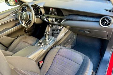 Alfa-Romeo Stelvio - 11