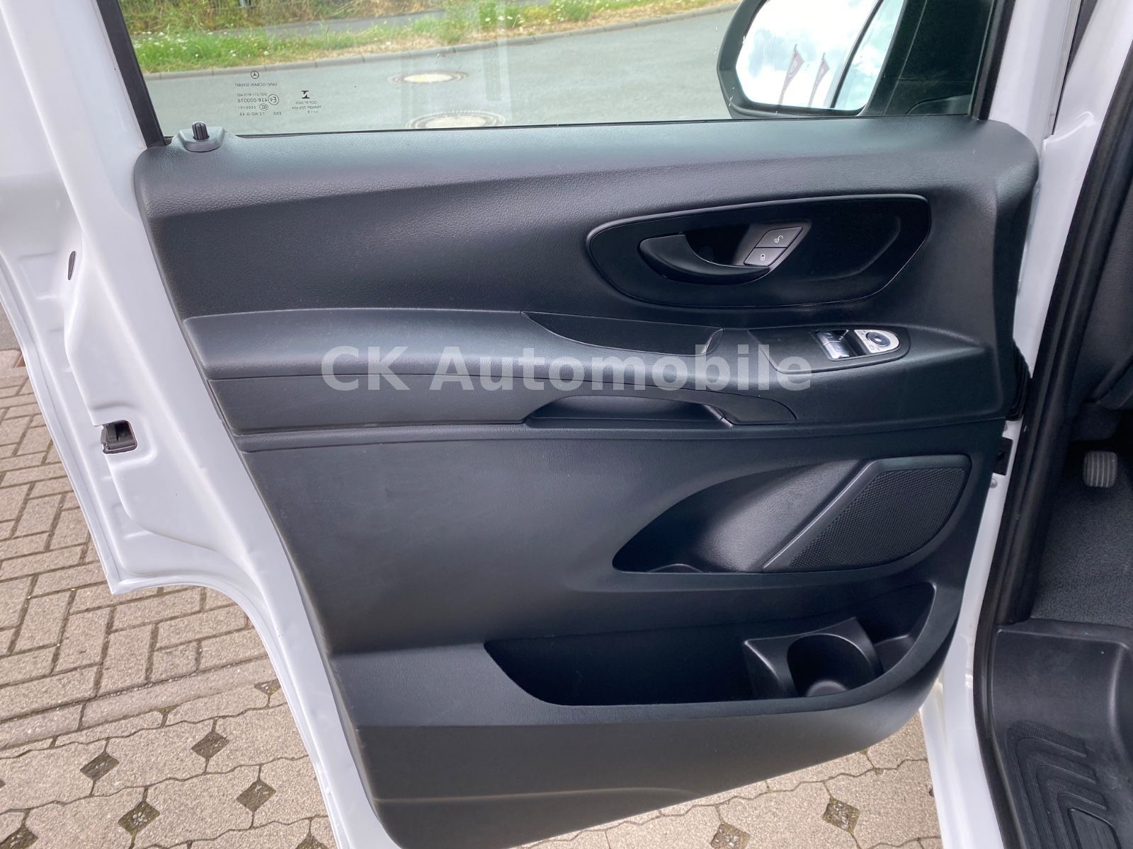 Fahrzeugabbildung Mercedes-Benz Vito Kasten 114CDI RWD Kompakt/Klima/Tempomat