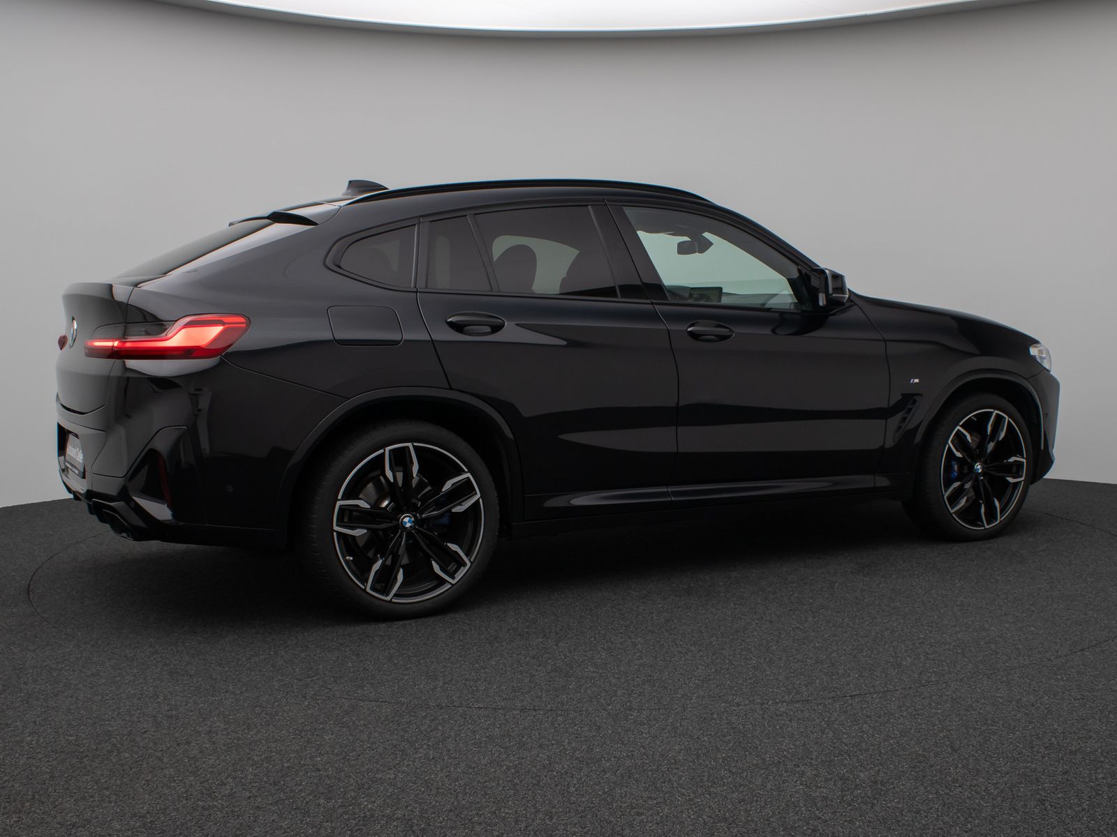 Fahrzeugabbildung BMW X4 M40i Kamera Laser HUD DAB HiFi DisplKey 21"
