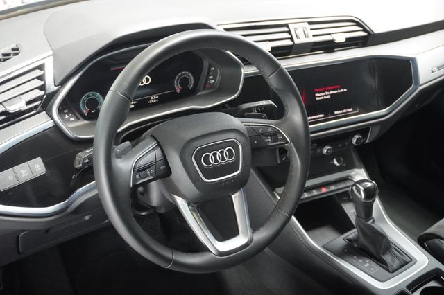 Audi - Q3 Bild 13