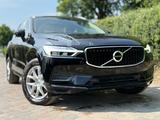 Volvo XC60 D4 Momentum Geartronic*PANO*LED*LEDER* - Volvo XC60: 4d