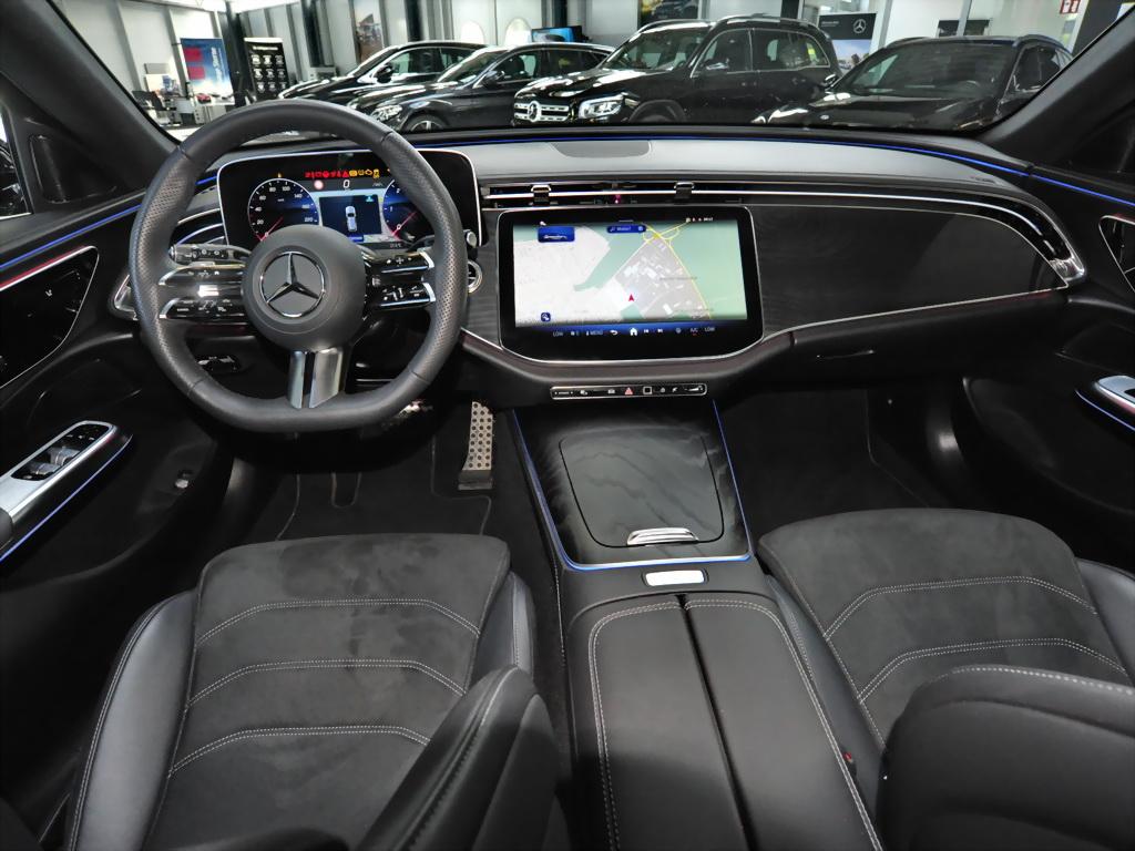 Mercedes-Benz E 220 d T AMG AHK MBUX SHZ LED