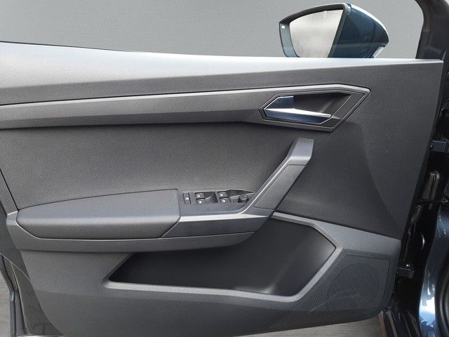 Fahrzeugabbildung Seat Ibiza Style 1.0TSI SHZ LED PDC AppConnect 0,99%