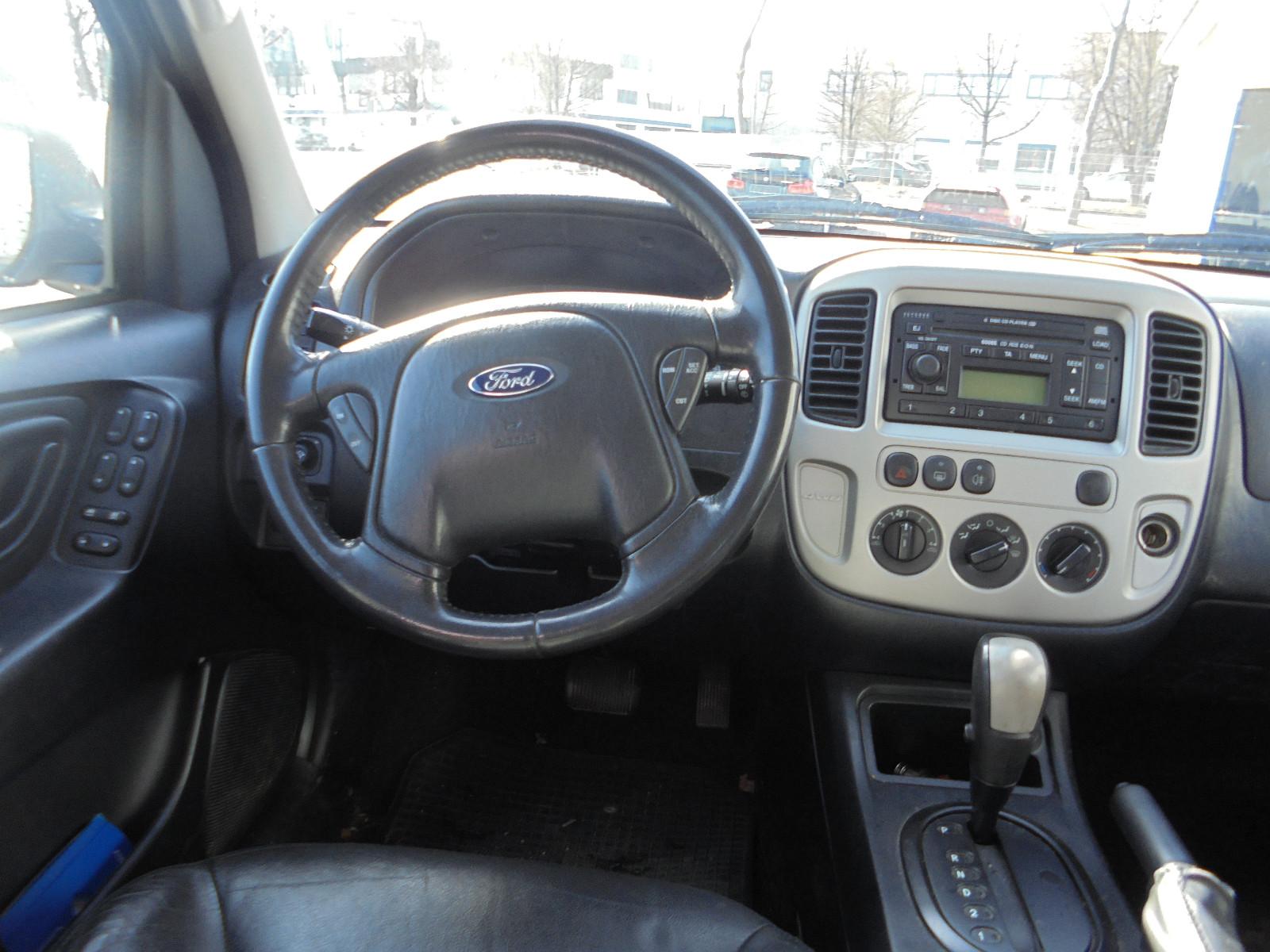 Ford Maverick 2008 — photo 14
