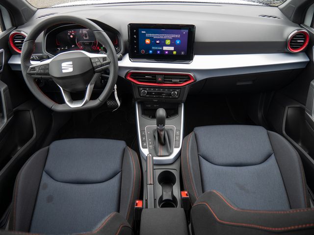Arona 1.0 TSI DSG FR SHZ KAMERA NAVI ACC LED