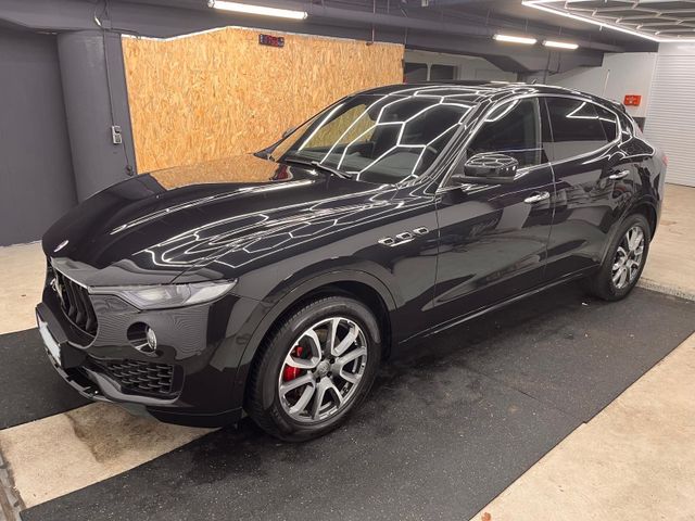 Maserati Levante Diesel 3.0 V6 202kW GRANLUSSO 4x4 60tkm