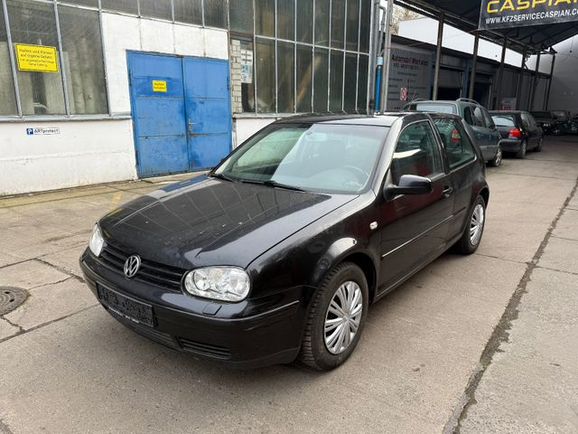 Volkswagen Golf 2.0 Highline AHK.!Klimaautom.!TÜV NEU!UVM!