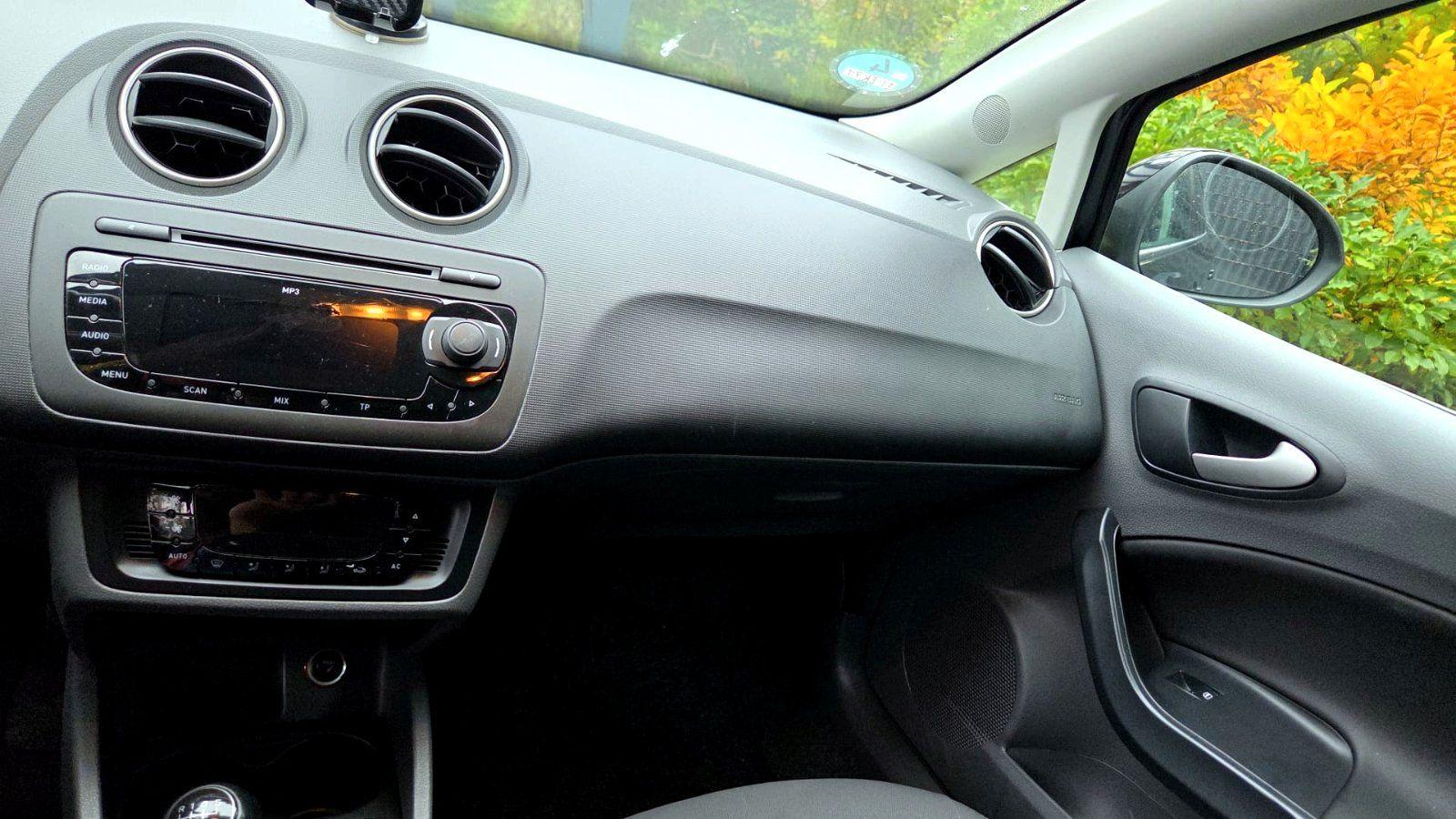 Seat Ibiza 2011 — photo 6