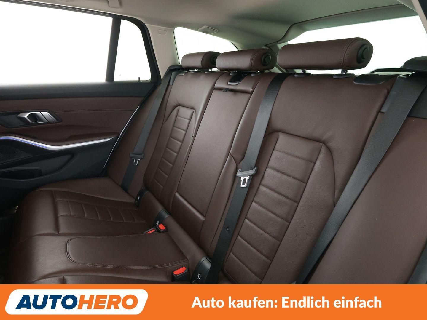 BMW 3er 320d xDrive Luxury Line Aut.*NAVI*HUD*LED*
