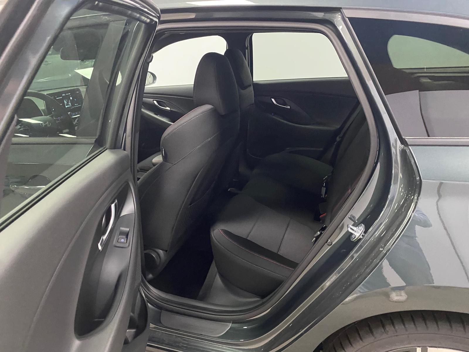 Fahrzeugabbildung Hyundai i30 N-Line APP+RFK+5J. GARANTIE+NAVI+SITZHEIZUNG