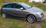Mercedes-Benz B 200 BlueEFFICIENCY Edition 1 Edition 1 - gebrauchte Mercedes-Benz B 200 aus dem Jahr 2011