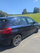 BMW 225 Active Tourer 225xe iPerformance Steptro... - blaue BMW 225 Active Tourer