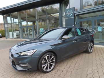 Fotografie 1 des Seat Leon FR 1.5 eTSi DSG LED Navi `18 Dynamic